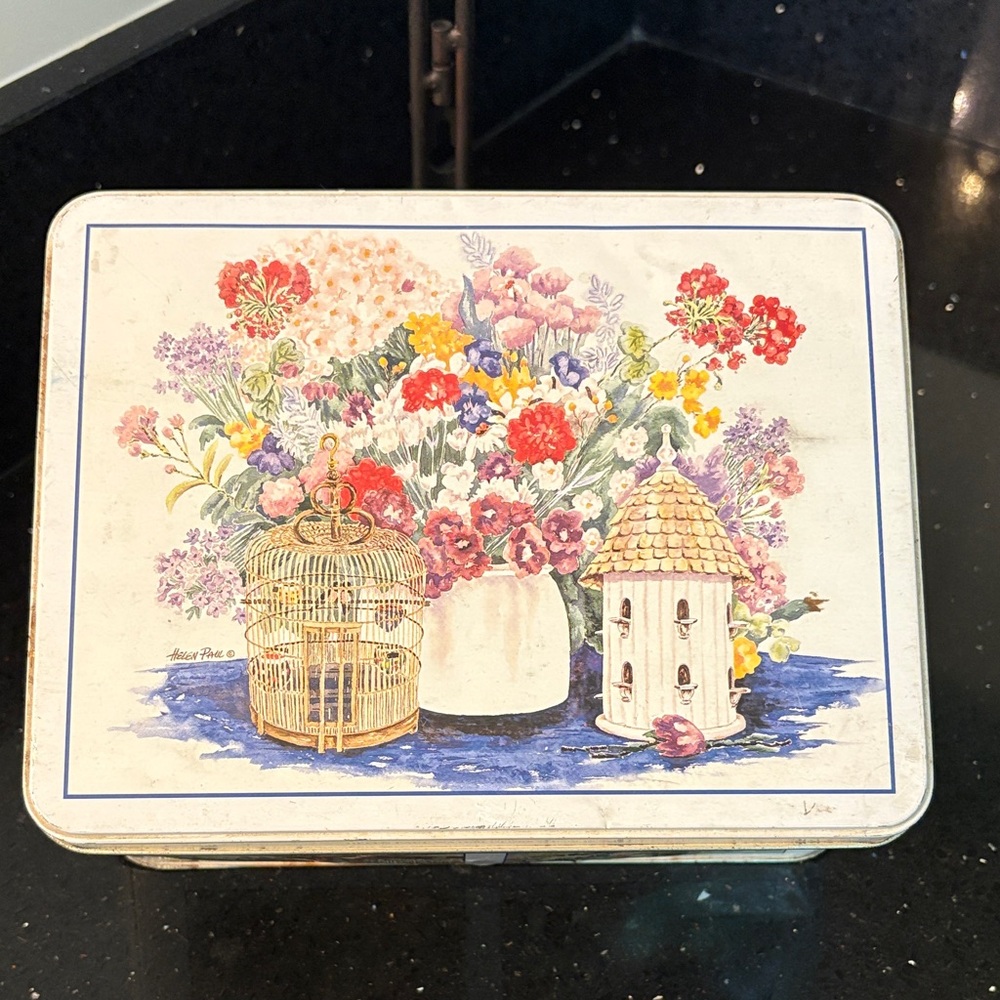 Charming Vintage Floral & Birdcages Tin Storage Box Cottagecore Shabby Chic Farm